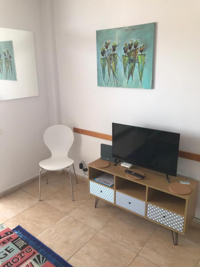 Yumbo Beach Apartment 2 With High Speed Free Internet San Bartolomé Exterior photo