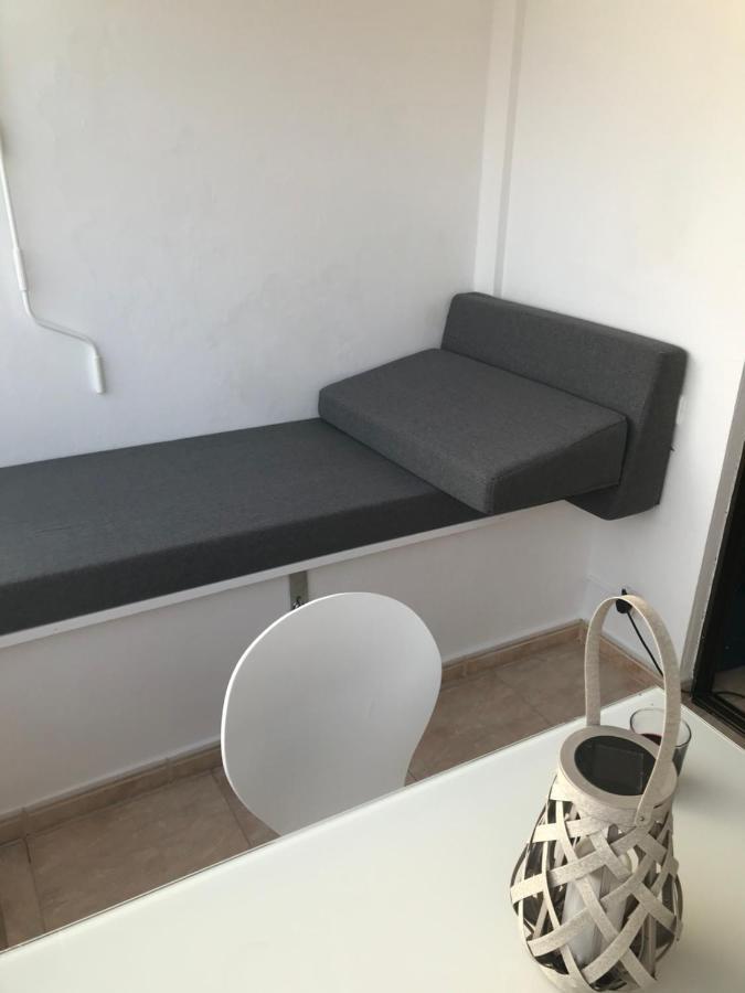 Yumbo Beach Apartment 2 With High Speed Free Internet San Bartolomé Exterior photo